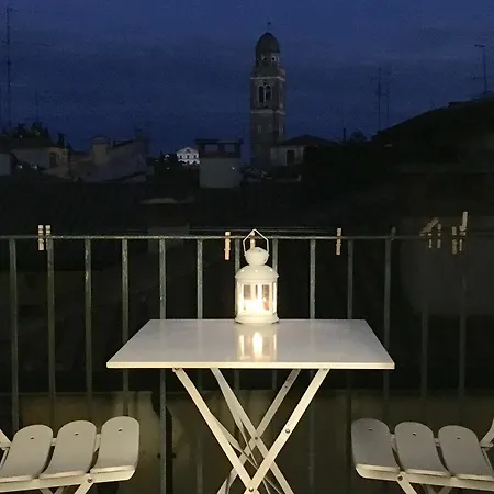 Letters To Juliet Apartment *